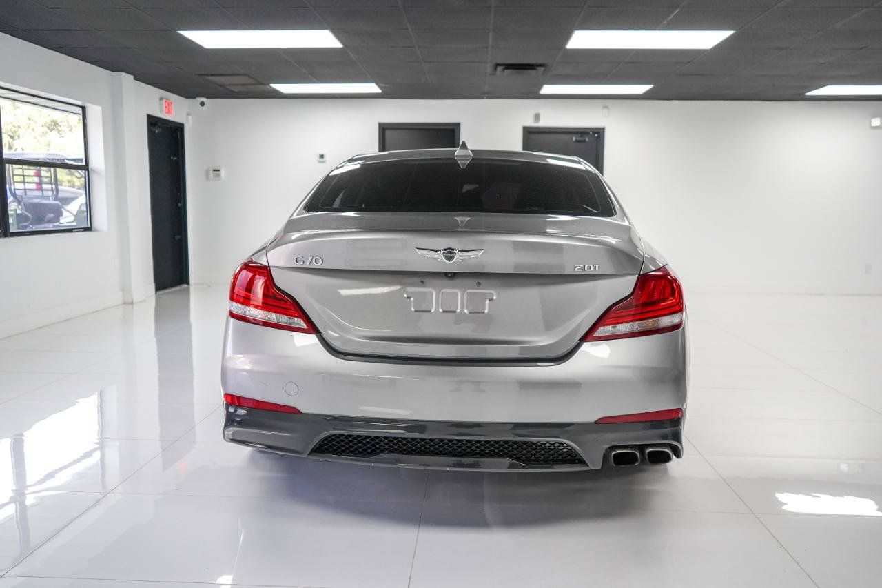 Used 2020 Genesis G70 2.0T RWD image 4