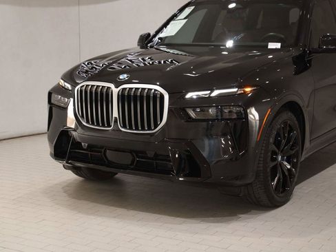 Certified 2024 BMW X7 xDrive40i w/ M Sport Package AWD/4WD image 2