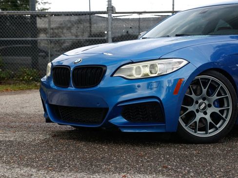 Used 2016 BMW M235i Coupe image 23