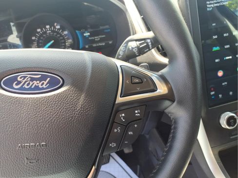 Used 2024 Ford Edge SEL w/ Convenience Package AWD/4WD image 16