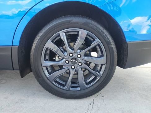 Certified 2024 Chevrolet Equinox RS FWD image 16