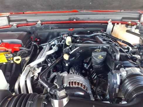 Used 2022 Jeep Gladiator Sport AWD/4WD image 22