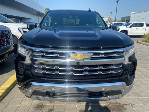 Used 2024 Chevrolet Silverado 1500 LTZ w/ Technology Package AWD/4WD image 3