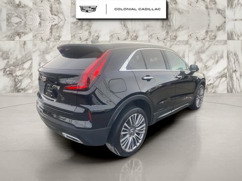 Certified 2024 Cadillac XT4 Premium Luxury image 5