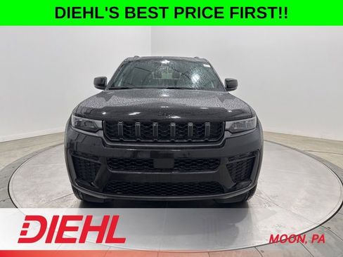 New 2026 Jeep Grand Cherokee L 4WD image 2