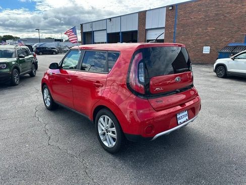 Used 2017 Kia Soul + FWD image 7