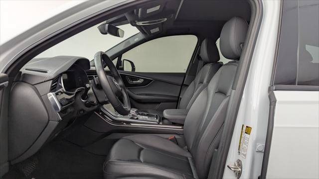 Used 2023 Audi Q7 2.0T Premium Plus w/ Premium Plus Package AWD/4WD image 11