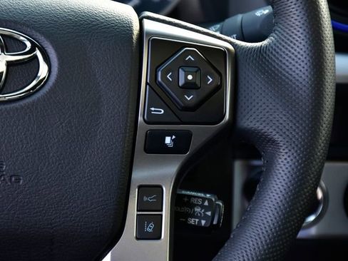 Certified 2021 Toyota Tacoma Limited image 18