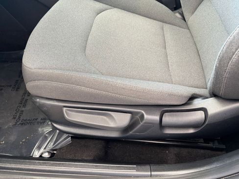 Used 2025 Kia K4 FWD image 23