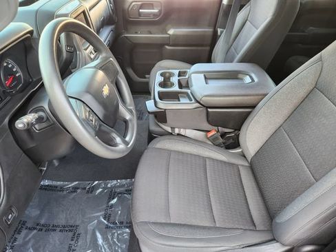 Used 2024 Chevrolet Silverado 1500 Custom RWD image 3