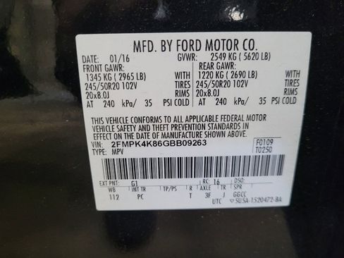 Used 2016 Ford Edge Titanium w/ Equipment Group 302A AWD/4WD image 33