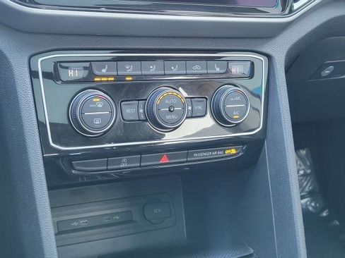 Used 2021 Volkswagen Atlas SEL image 18