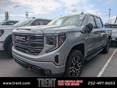 Used 2024 GMC Sierra 1500 AT4 w/ Technology Package AWD/4WD image 1