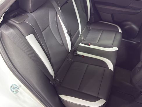 Used 2025 Buick Envision Sport Touring image 17