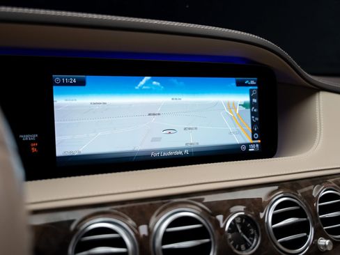 Used 2020 Mercedes-Benz S 450 Sedan image 48