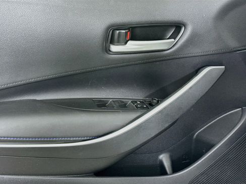 Used 2020 Toyota Corolla SE FWD image 15