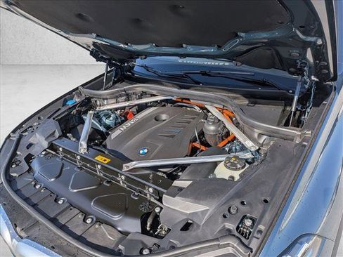 New 2026 BMW X5 xDrive50e AWD/4WD image 17