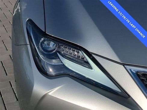 Used 2020 Lexus RC 300 image 11