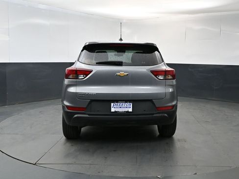 Used 2025 Chevrolet TrailBlazer LS w/ LS Convenience Package AWD/4WD image 4