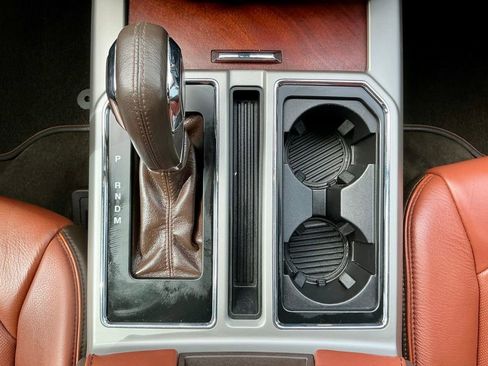 Used 2019 Ford F150 King Ranch w/ Equipment Group 601A Luxury AWD/4WD image 37
