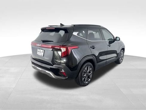 Certified 2024 Kia Seltos S image 12