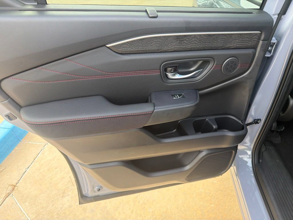 New 2026 Honda Pilot Black Edition image 27