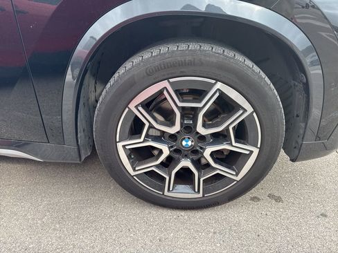 Certified 2025 BMW X1 xDrive28i w/ Convenience Package image 3