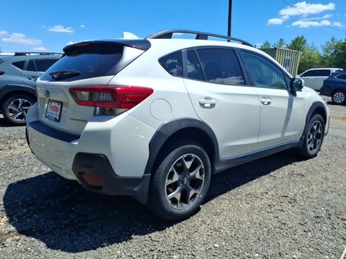 Used 2020 Subaru Crosstrek 2.0i Premium w/ Moonroof Package 2 AWD/4WD image 2