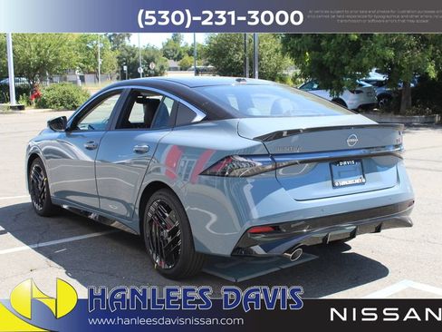 New 2026 Nissan Sentra SR w/ SR Premium Package FWD image 9