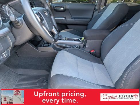 Used 2023 Toyota Tacoma TRD Sport AWD/4WD image 9