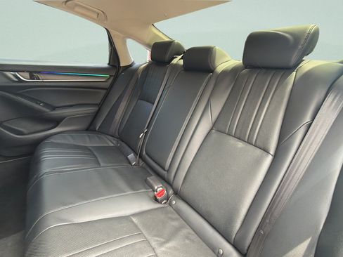 Used 2018 Honda Accord EX-L image 25