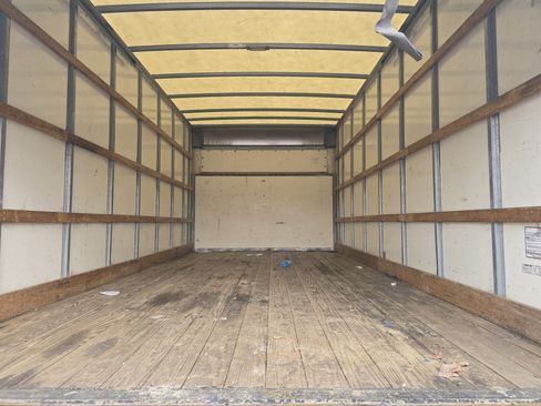 Used 2019 Ford E-350 and Econoline 350 Super Duty w/ Power Windows & Locks Group image 12