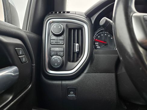 Used 2019 Chevrolet Silverado 1500 LT w/ All-Star Edition image 22