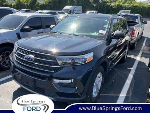 Used 2024 Ford Explorer XLT w/ Equipment Group 202A RWD image 1