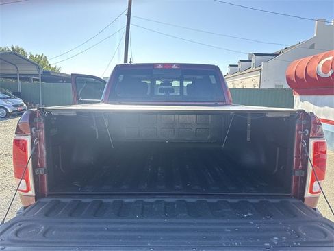 Used 2018 RAM 1500 Laramie w/ Convenience Group image 24