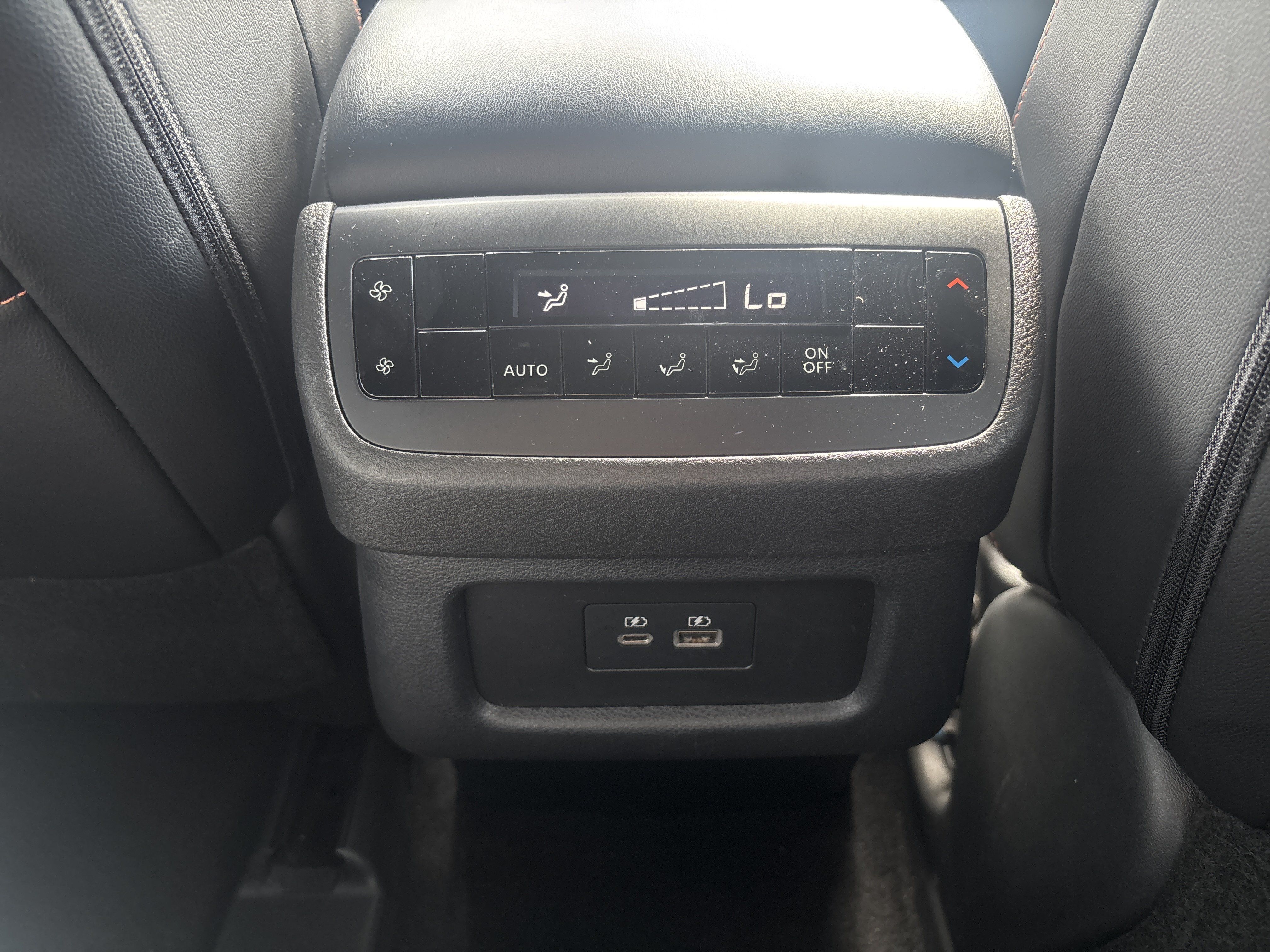 Used 2024 Nissan Pathfinder Rock Creek AWD/4WD image 14