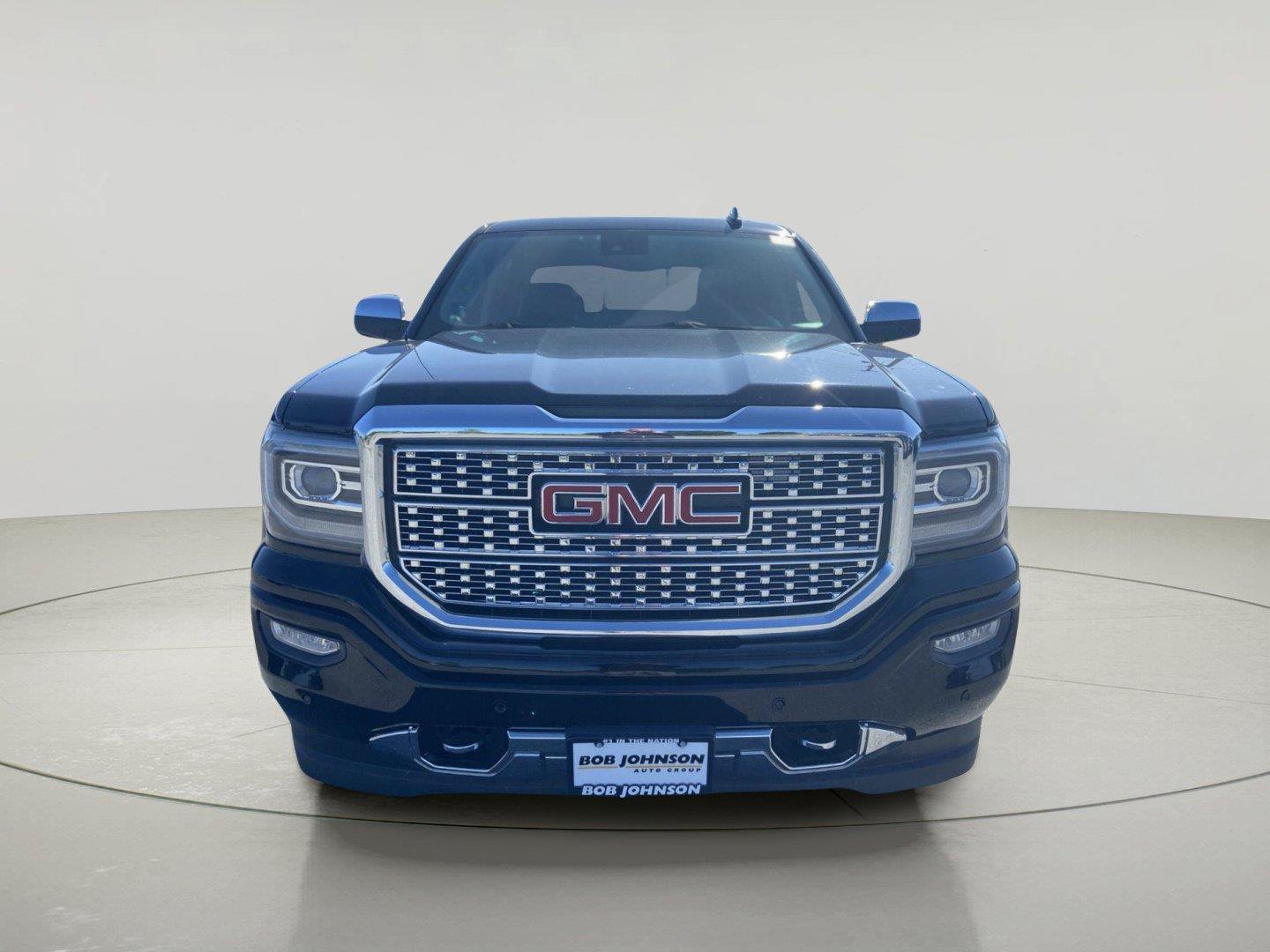 Used 2018 GMC Sierra 1500 Denali w/ Denali Ultimate Package AWD/4WD image 4