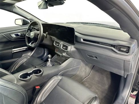 Used 2024 Ford Mustang GT Premium image 28