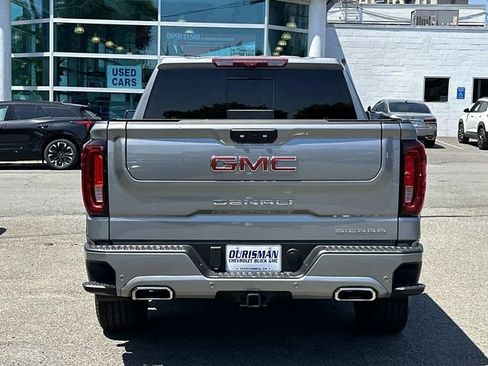 Used 2025 GMC Sierra 1500 Denali AWD/4WD image 3