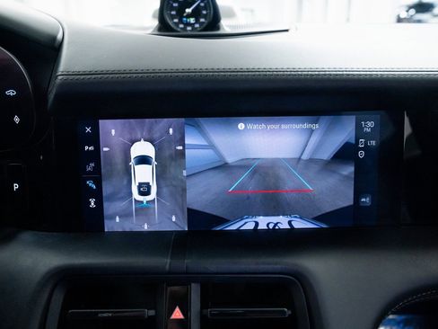 Used 2022 Porsche Taycan 4S image 13