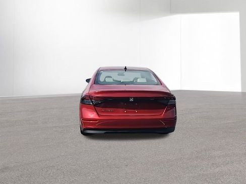 New 2025 Honda Accord SE image 8