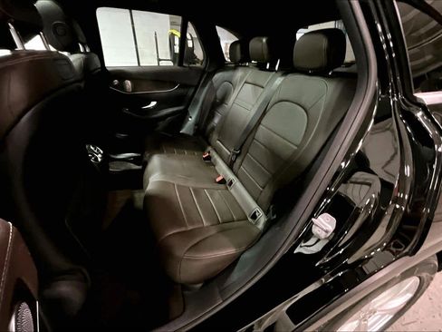 Used 2018 Mercedes-Benz GLC 300 4MATIC image 20