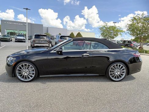 Used 2023 Mercedes-Benz E 450 Cabriolet image 2