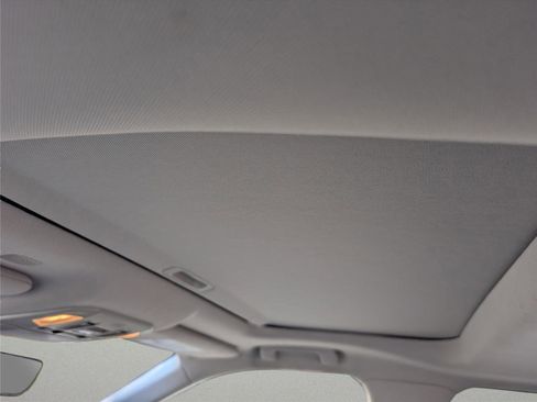 Used 2021 Toyota Highlander Limited image 31