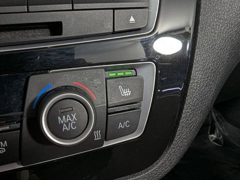 Used 2020 BMW 230i xDrive Convertible w/ Premium Package image 28