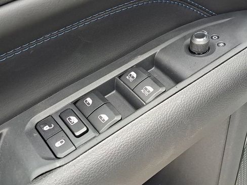 New 2026 Jeep Compass Limited image 17