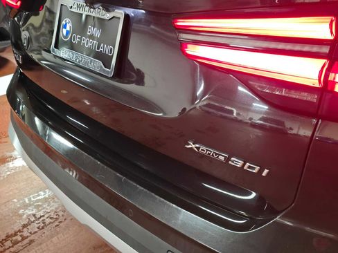 Used 2024 BMW X3 xDrive30i w/ Convenience Package image 15