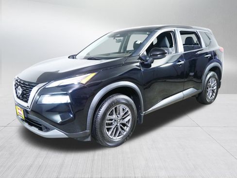 Used 2022 Nissan Rogue S AWD/4WD image 3