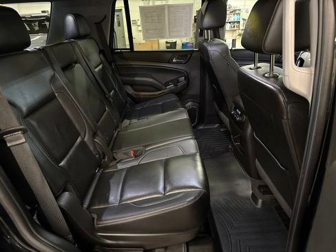 Used 2019 Chevrolet Tahoe LT w/ Luxury Package AWD/4WD image 27