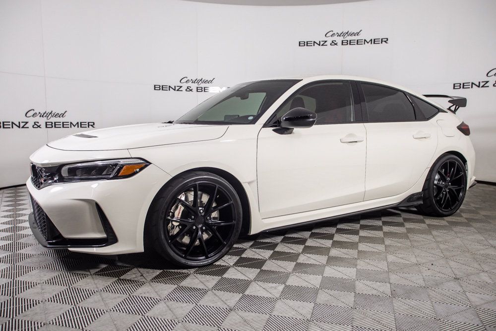 Used 2025 Honda Civic Type R image 11
